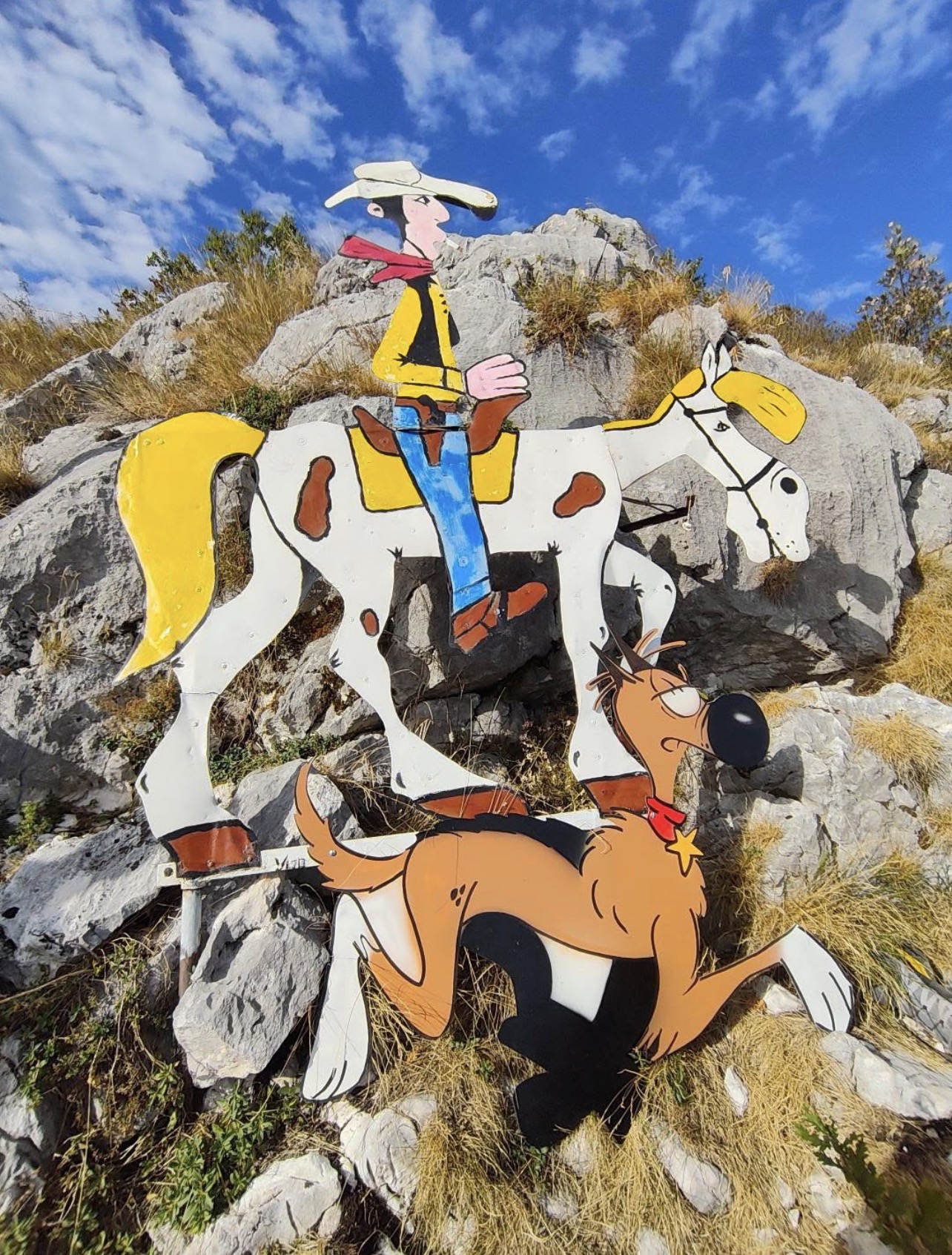 Près de Grenoble : après 40 ans seul là-haut, Lucky Luke a enfin retrouvé Rantanplan - image 2