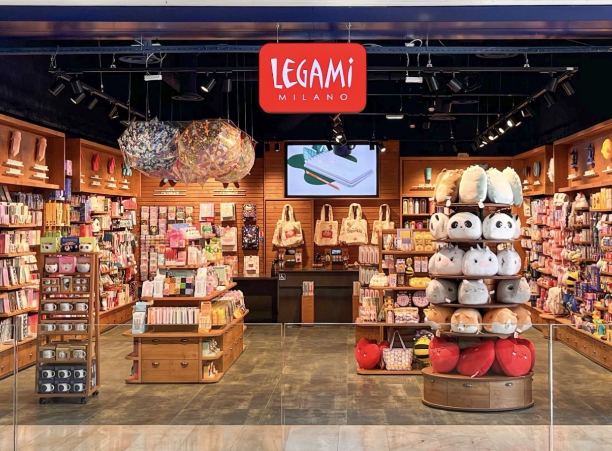 Boutique LEGAMI au rez-de-chaussée du centre commercial Neyrpic à Saint-Martin-d’Hères.